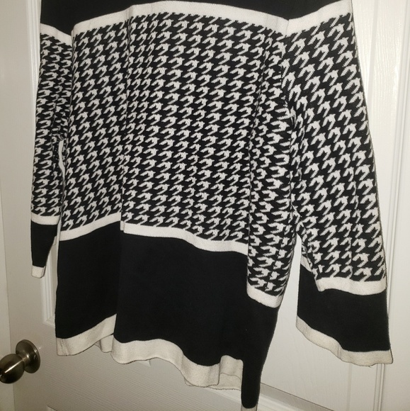 Ladies sweater - Picture 4 of 5